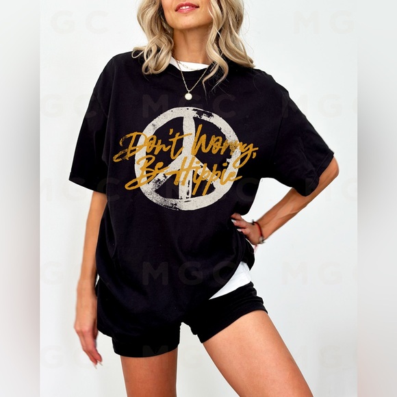 Comfort Colors Don’t Worry Be Hippie Peace Sign Distressed Tee - Picture 4 of 10